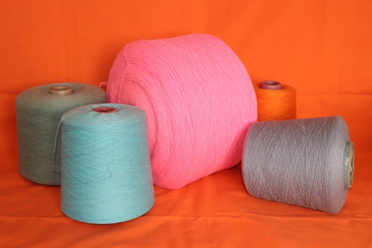 莱赛尔天丝纱是什么面料？莱赛尔棉纱 天丝合股纱2411