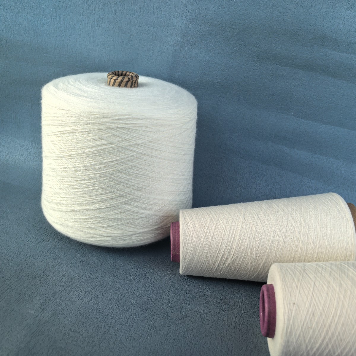 涤纶染色纱优点？细旦涤纶纱是什么？涤棉AB纱2411WXL 