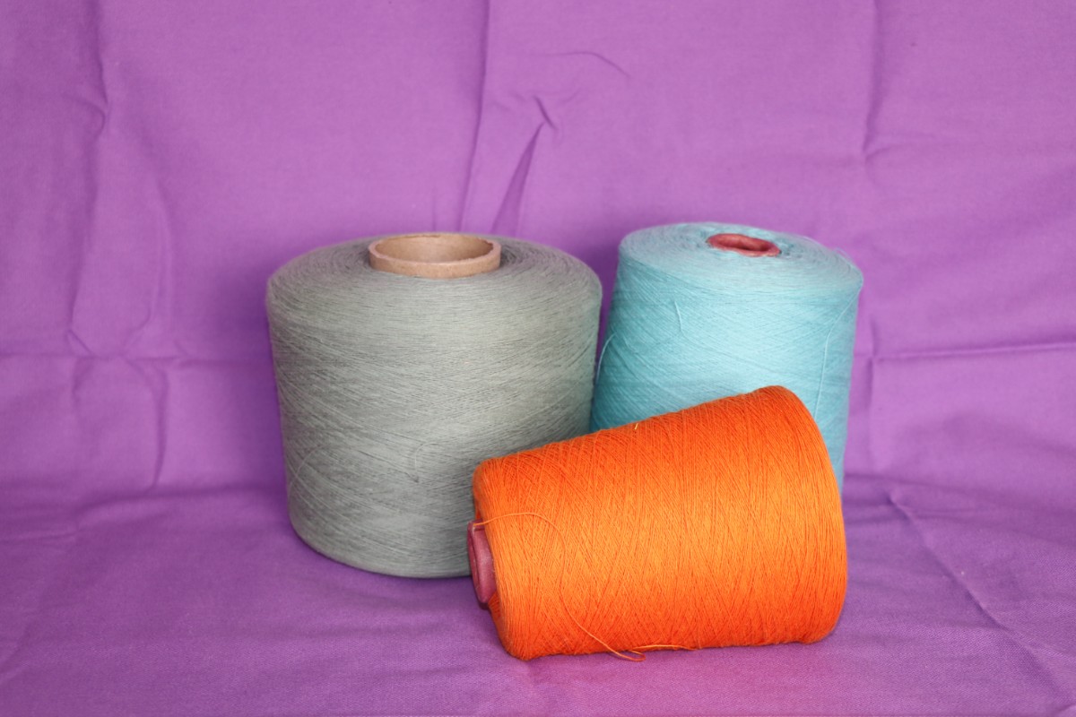 彩棉纱是什么？腈粘纱特点？亚麻粘胶纱2412WXL